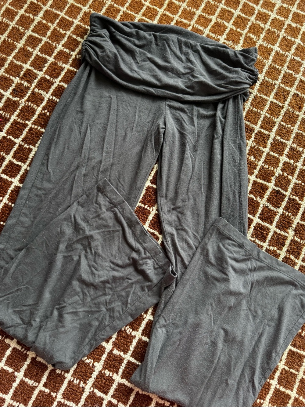 Form by Sami Clarke Wide Leg Fold-Over Waist Yoga Pants Charcoal S